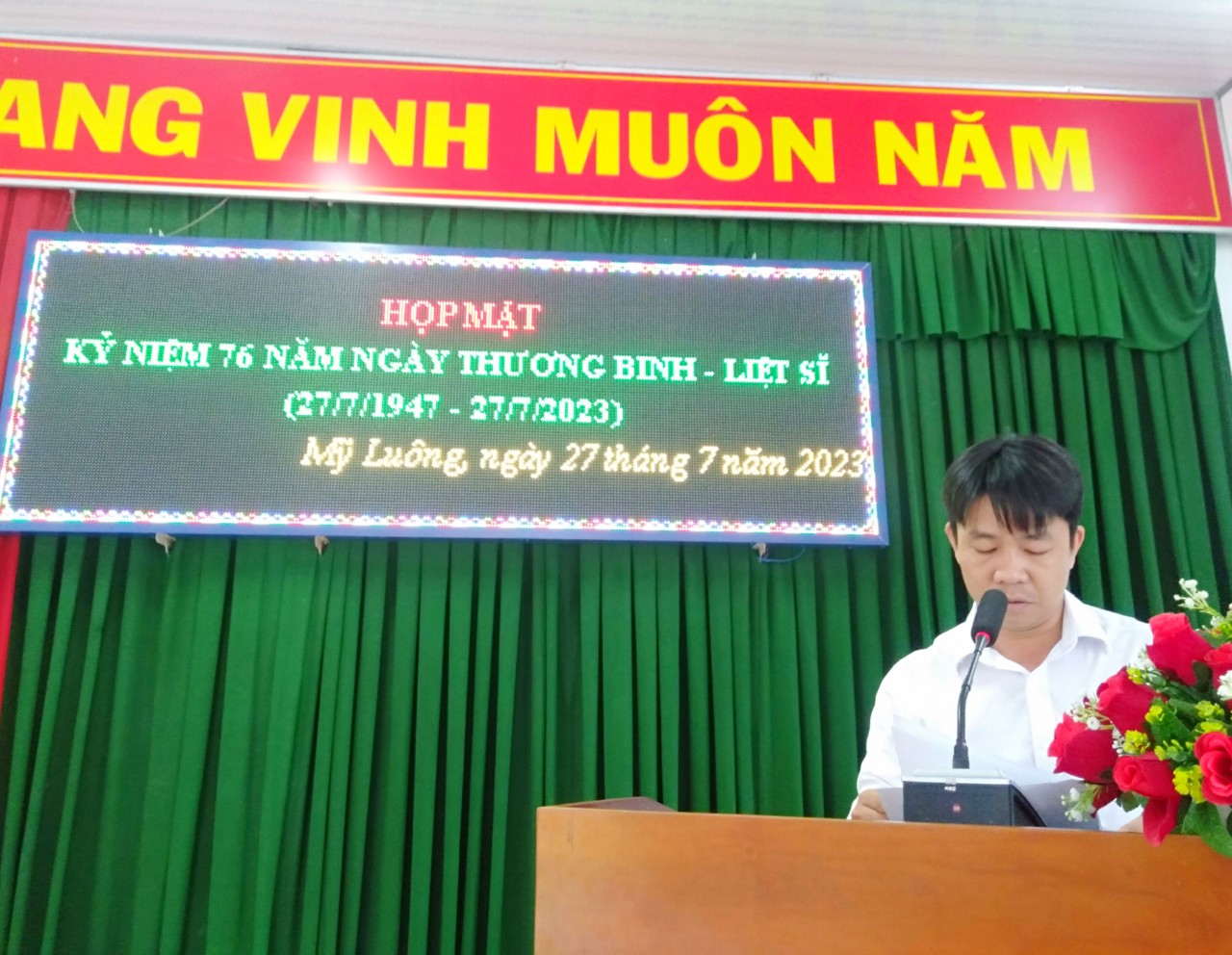 họp mặt kỷ niệm